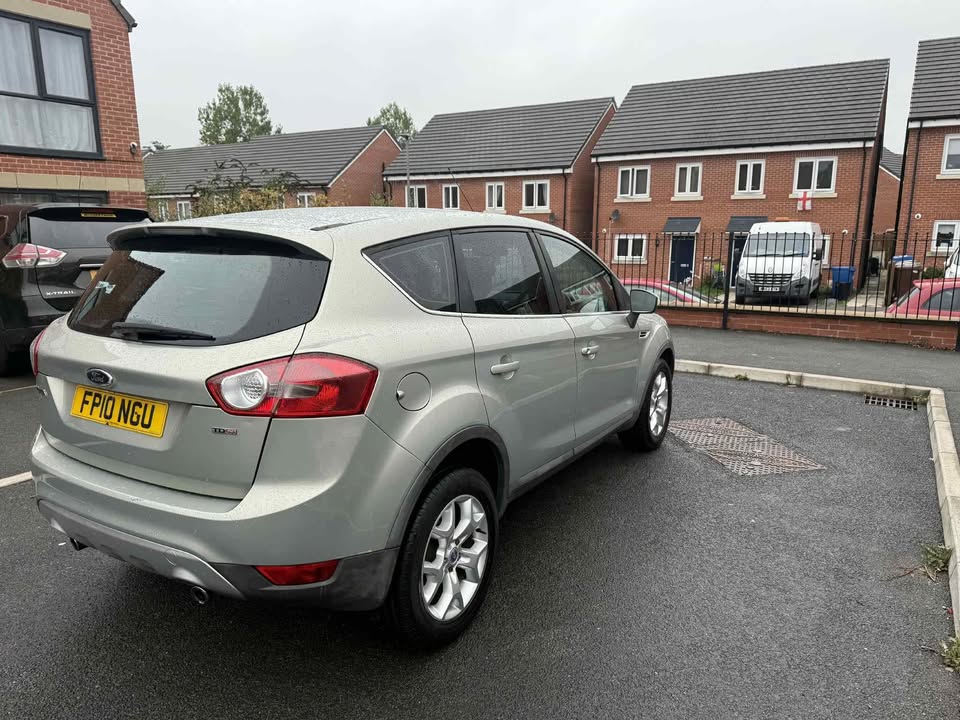 2010 - FORD KUGA