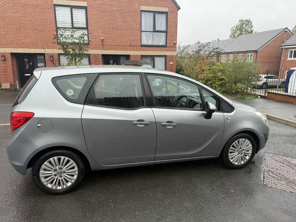 2011 - VAUXHALL MERIVA