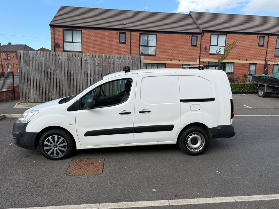 2016 - CITROEN BERLINGO CREW