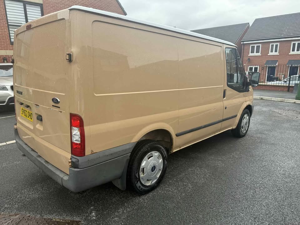 2012 - FORD TRANSIT