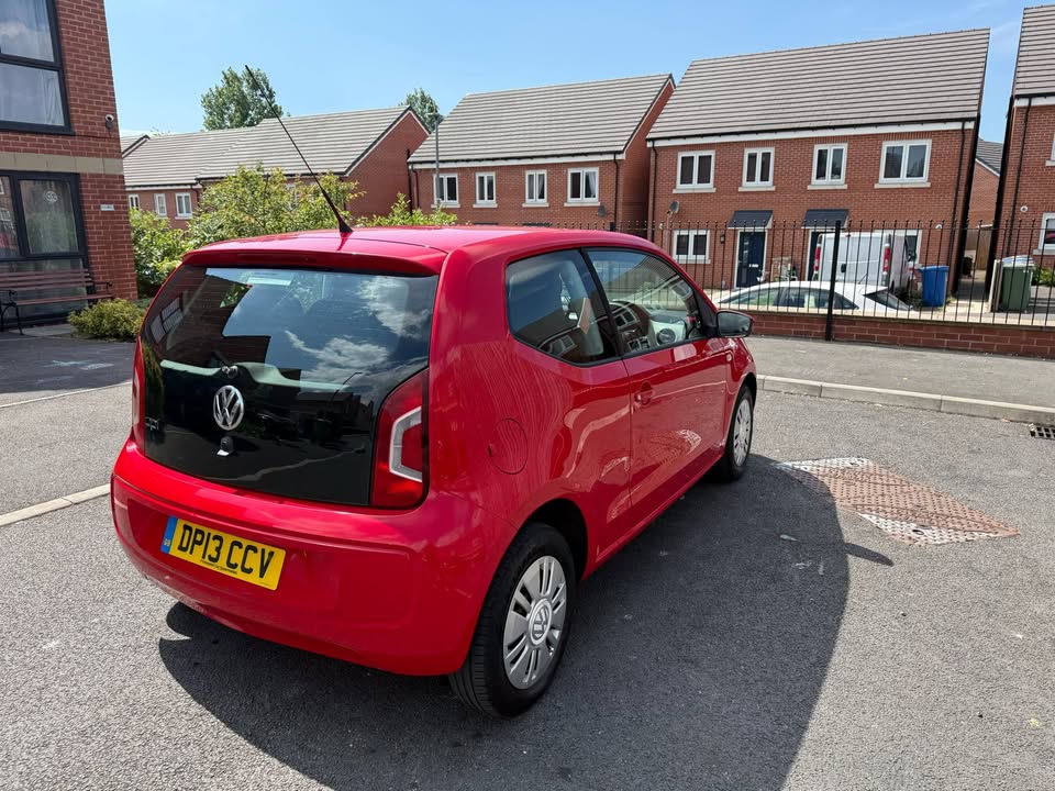 2013 - VOLKSWAGEN MOVE UP