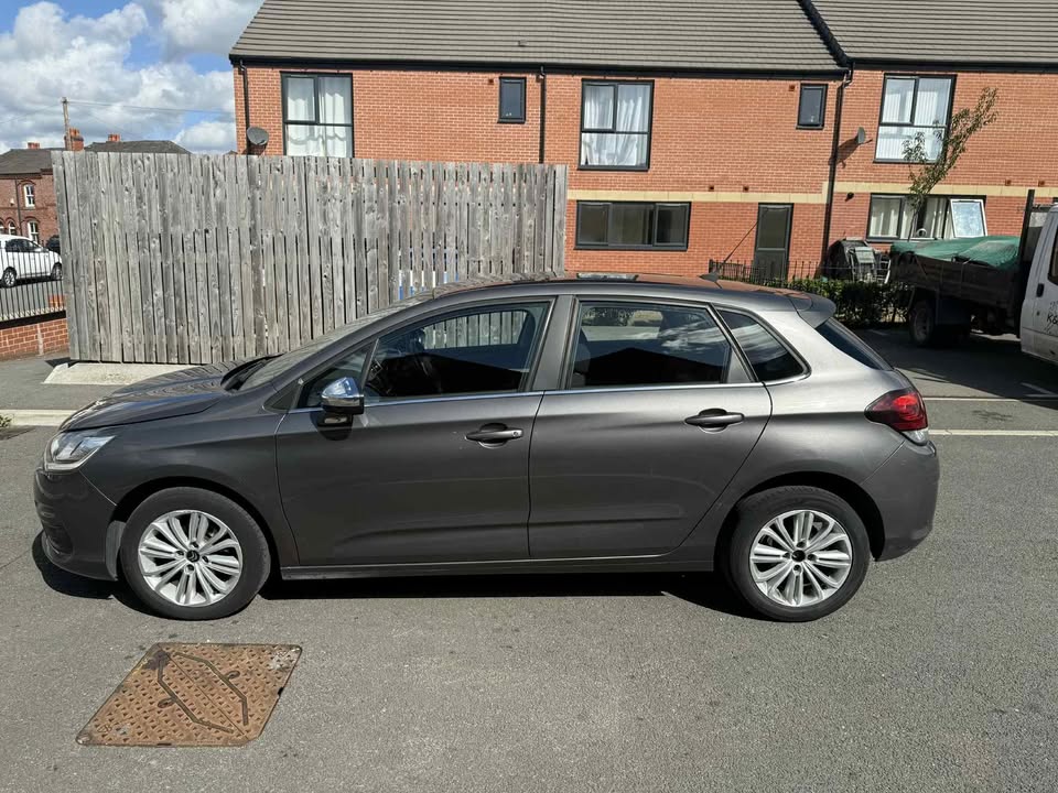 2015 - CITROEN C4