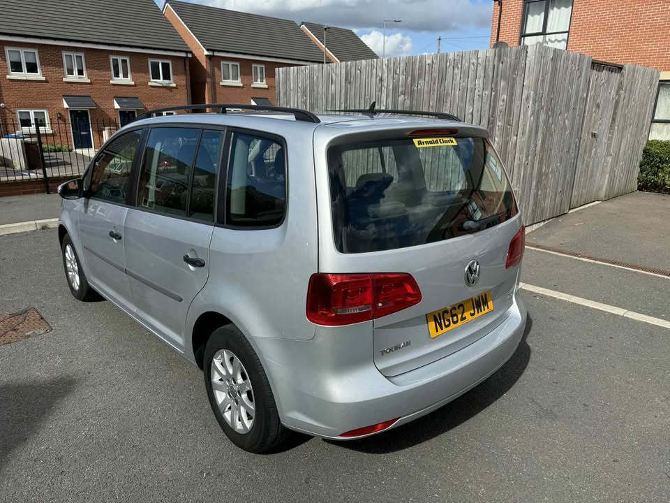 2013 - VOLKSWAGEN TOURAN