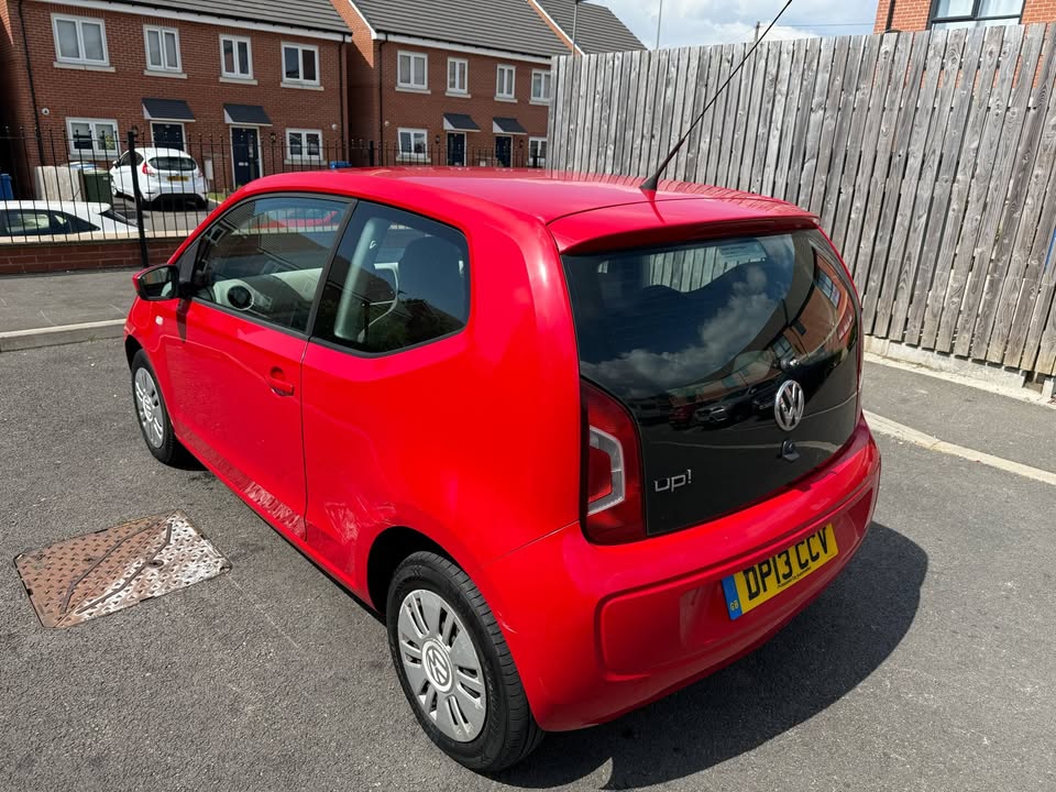 2013 - VOLKSWAGEN MOVE UP