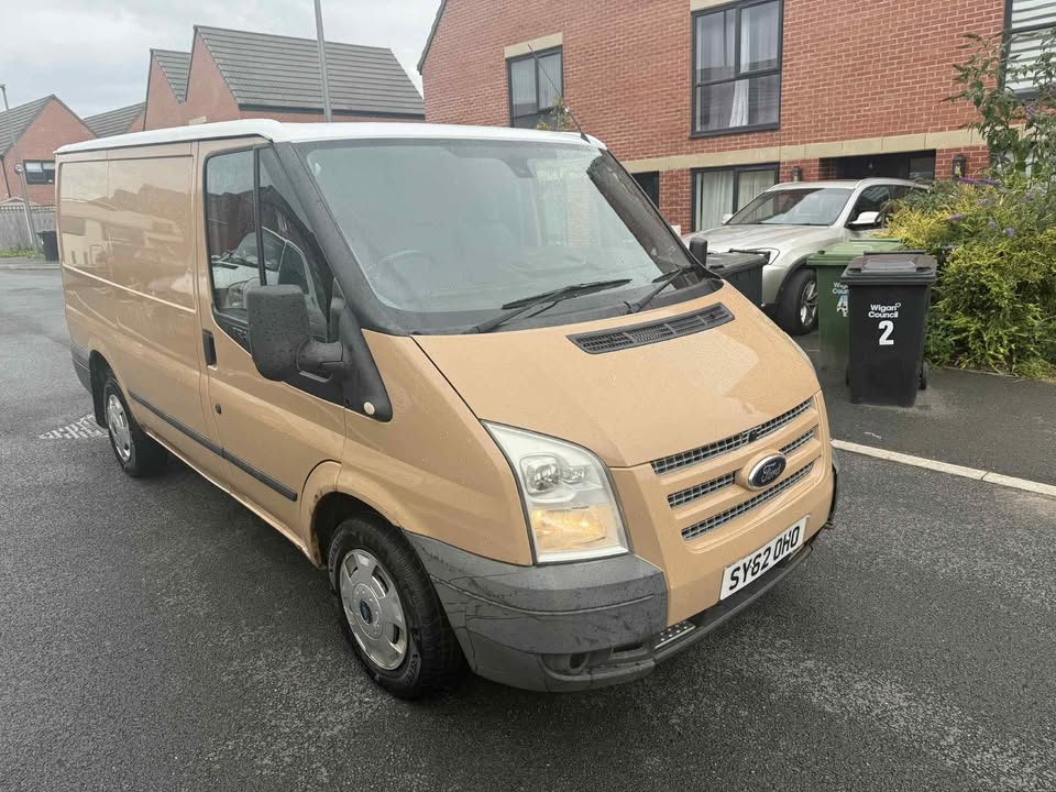 2012 - FORD TRANSIT
