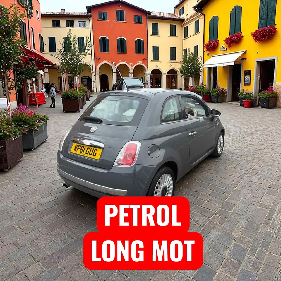 2011 - FIAT 500 LOUNGE