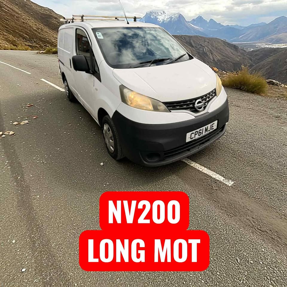 2011 - NISSAN NV200