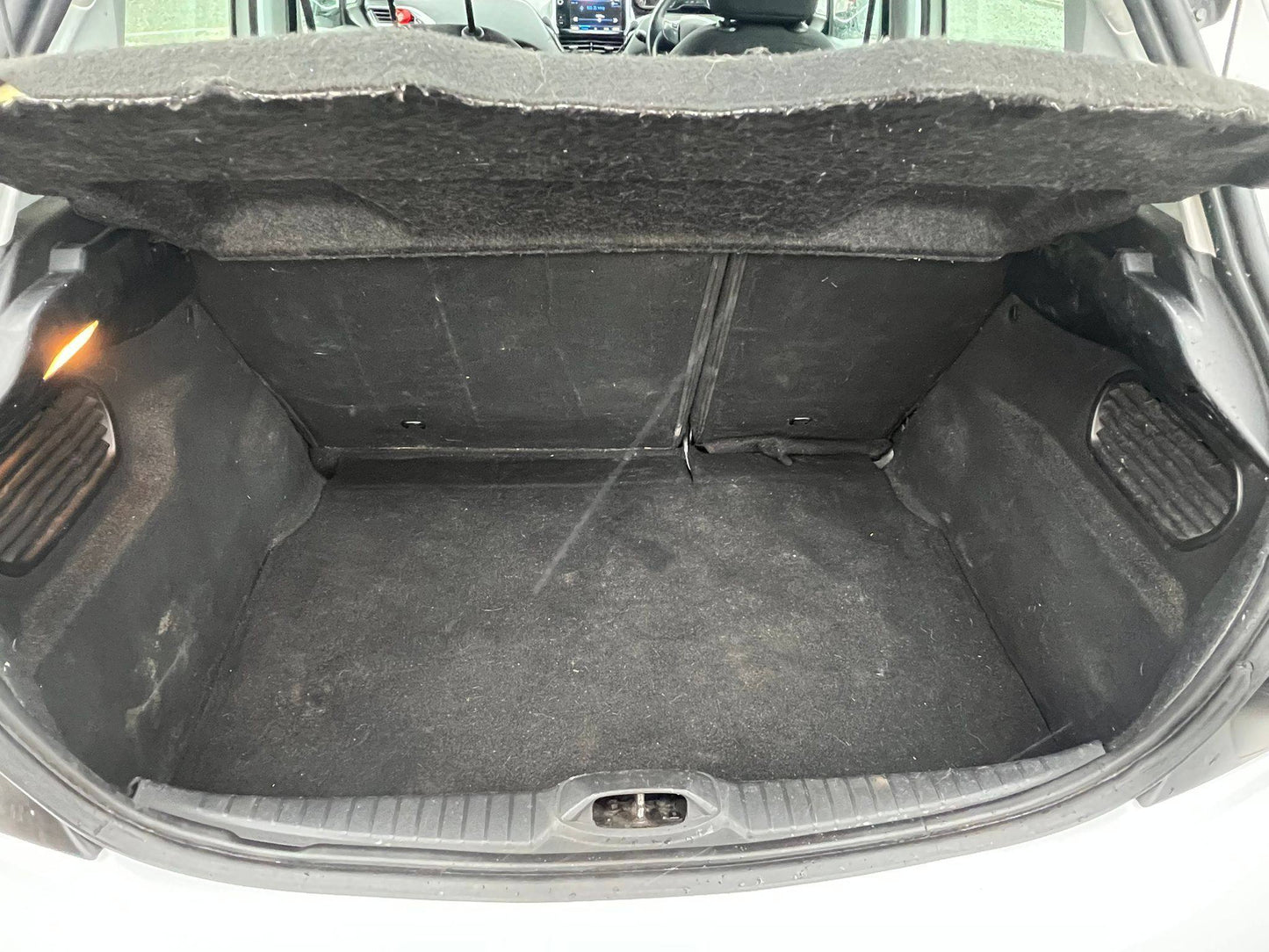 2017 - PEUGEOT 208