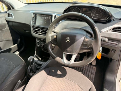 2017-PEUGEOT 208