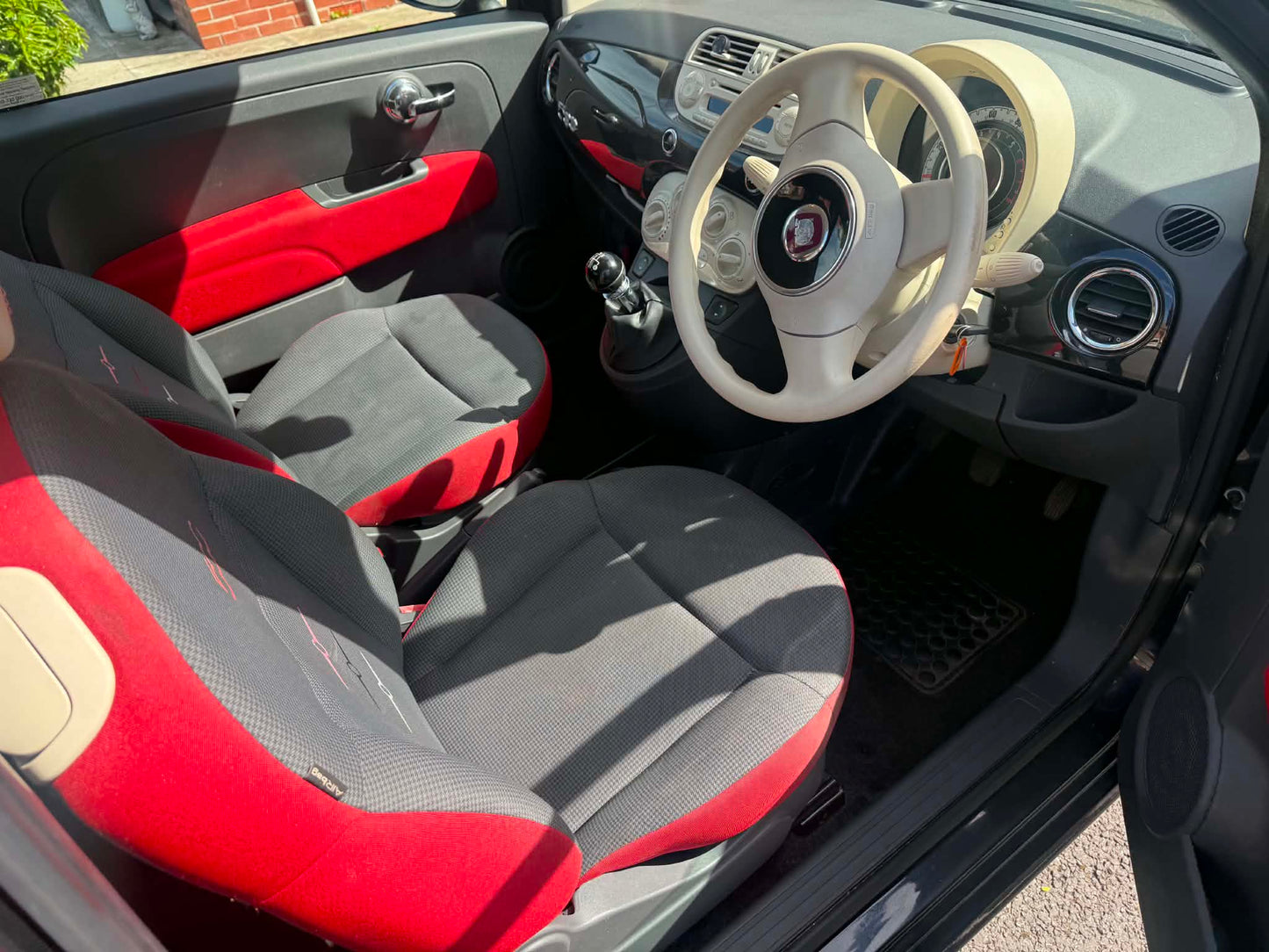 2015-FIAT 500