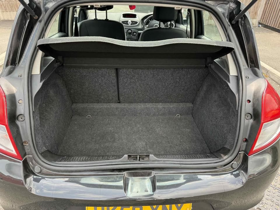 2010 - RENAULT CLIO