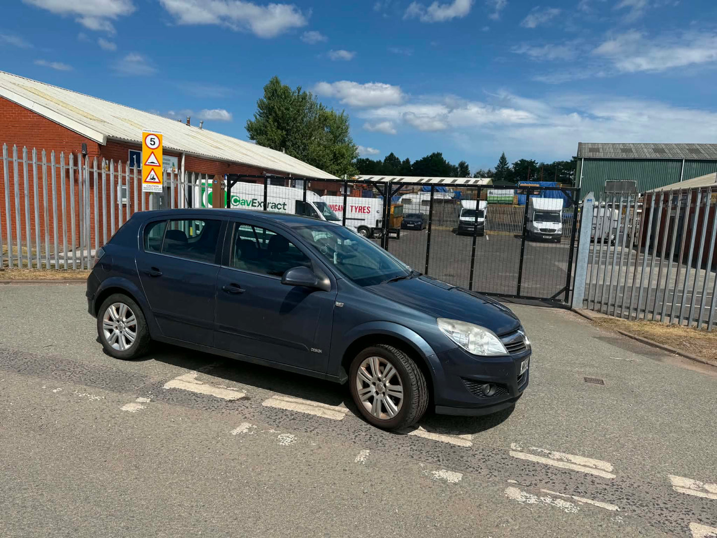 2009-VAUXHALL ASTRA