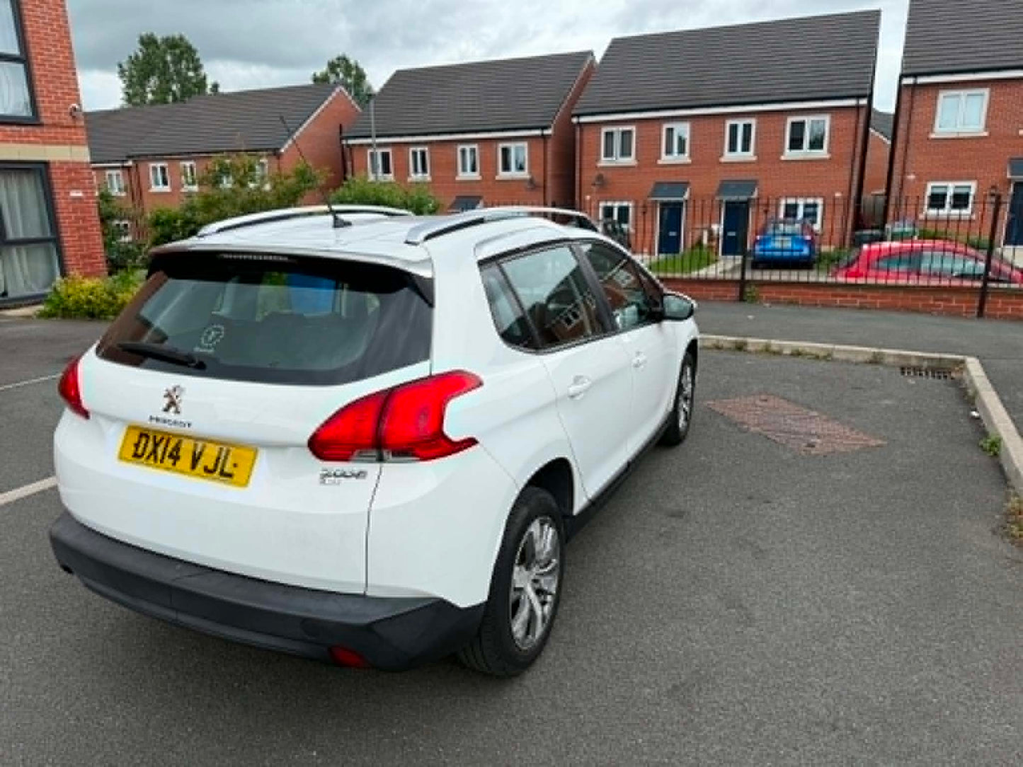 2014-PEUGEOT 2008