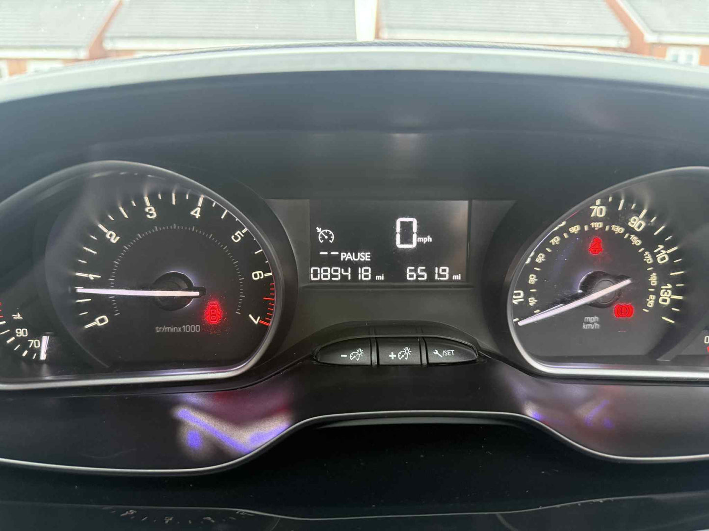 2016 - PEUGEOT 2008 LOW MILEAGE