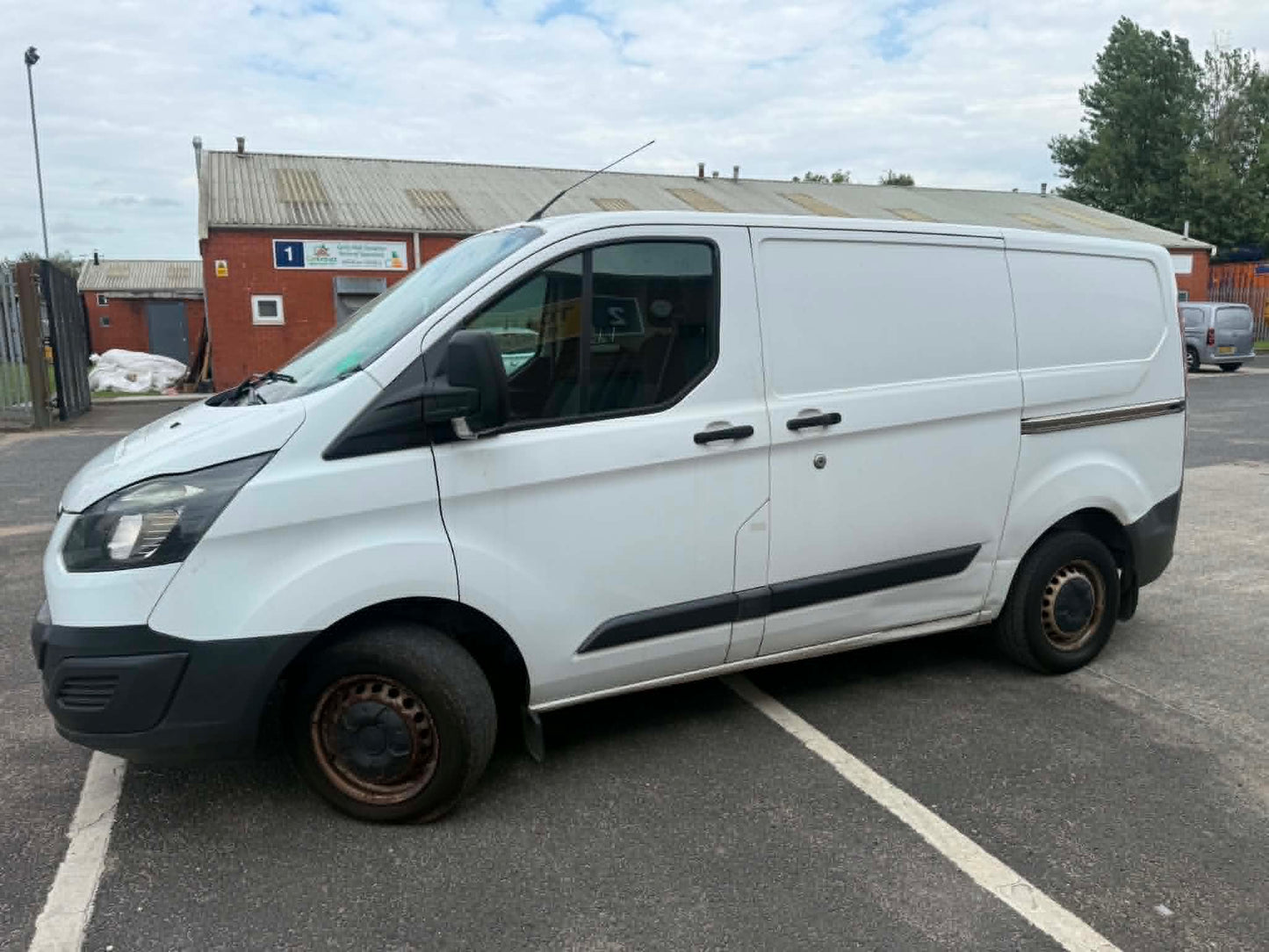 2015-FORD TRANSIT CUSTOM