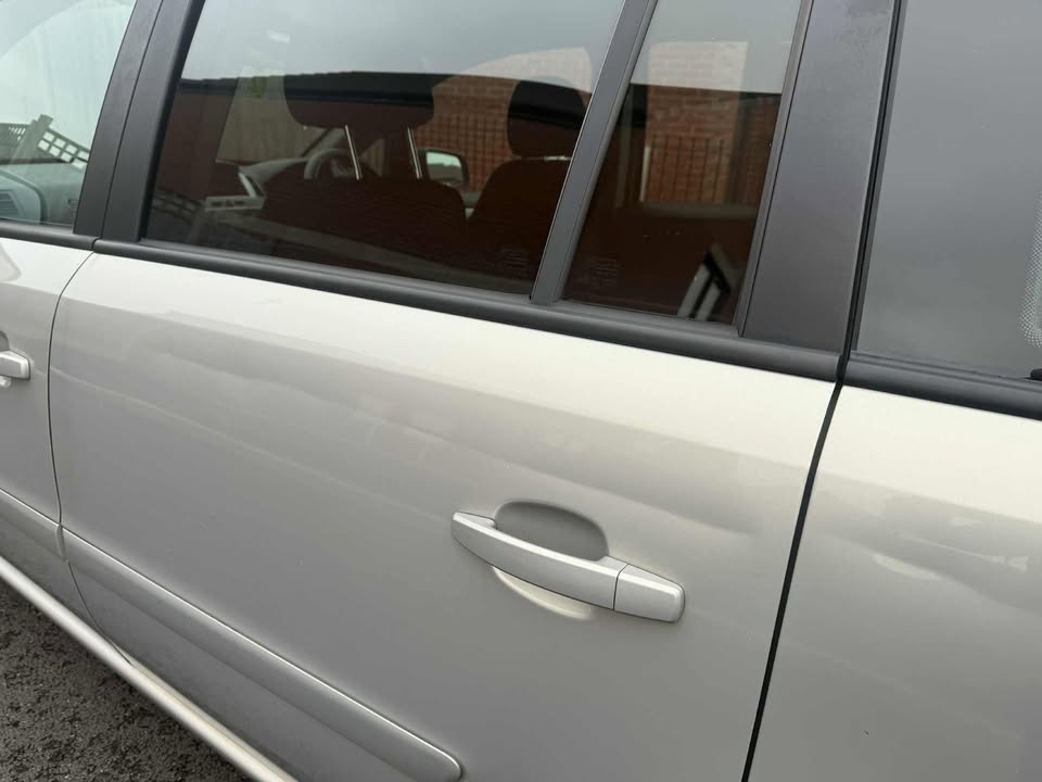 2010 - VAUXHALL ZAFIRA