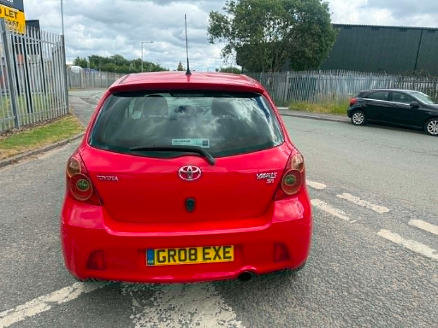 2008-TOYOTA YARIS SR