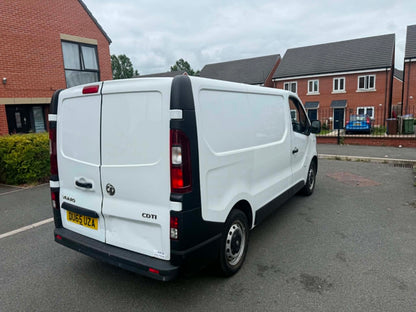 2015-VAUXHALL VIVARO