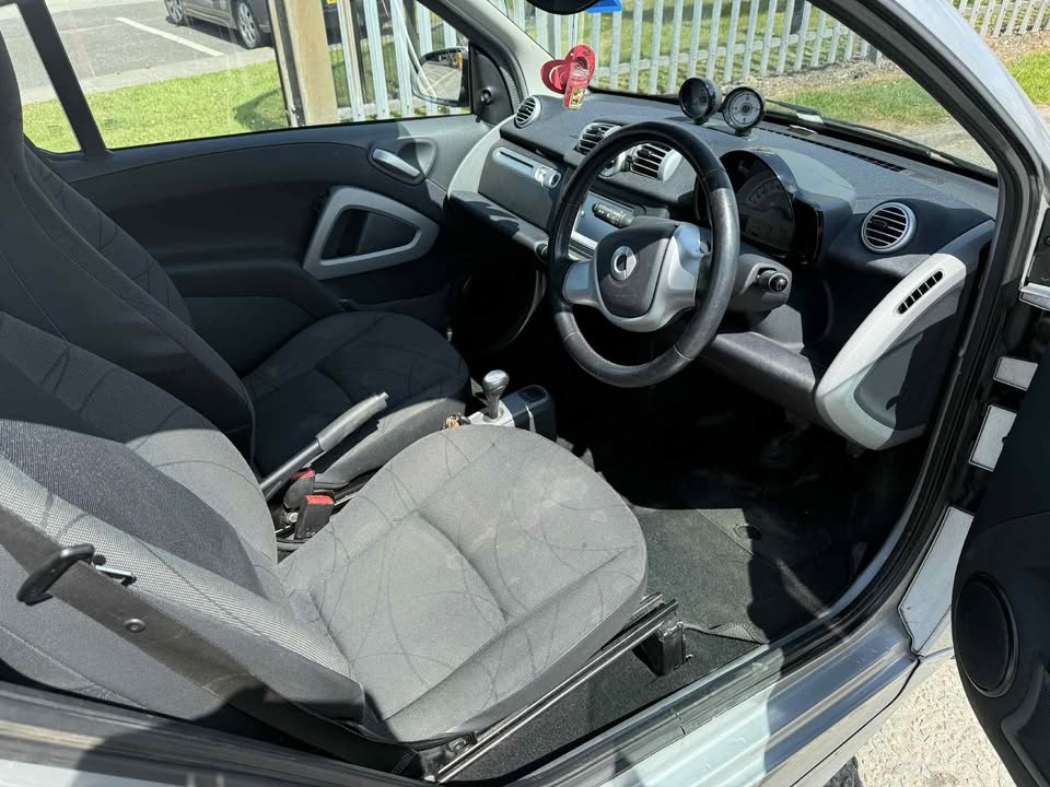2012 SMART. FORTWO