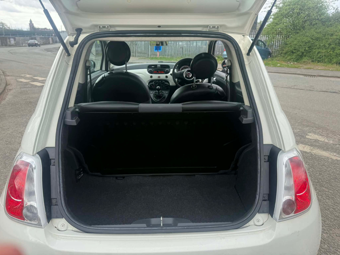 2013 - Fiat 500 Popular RHD