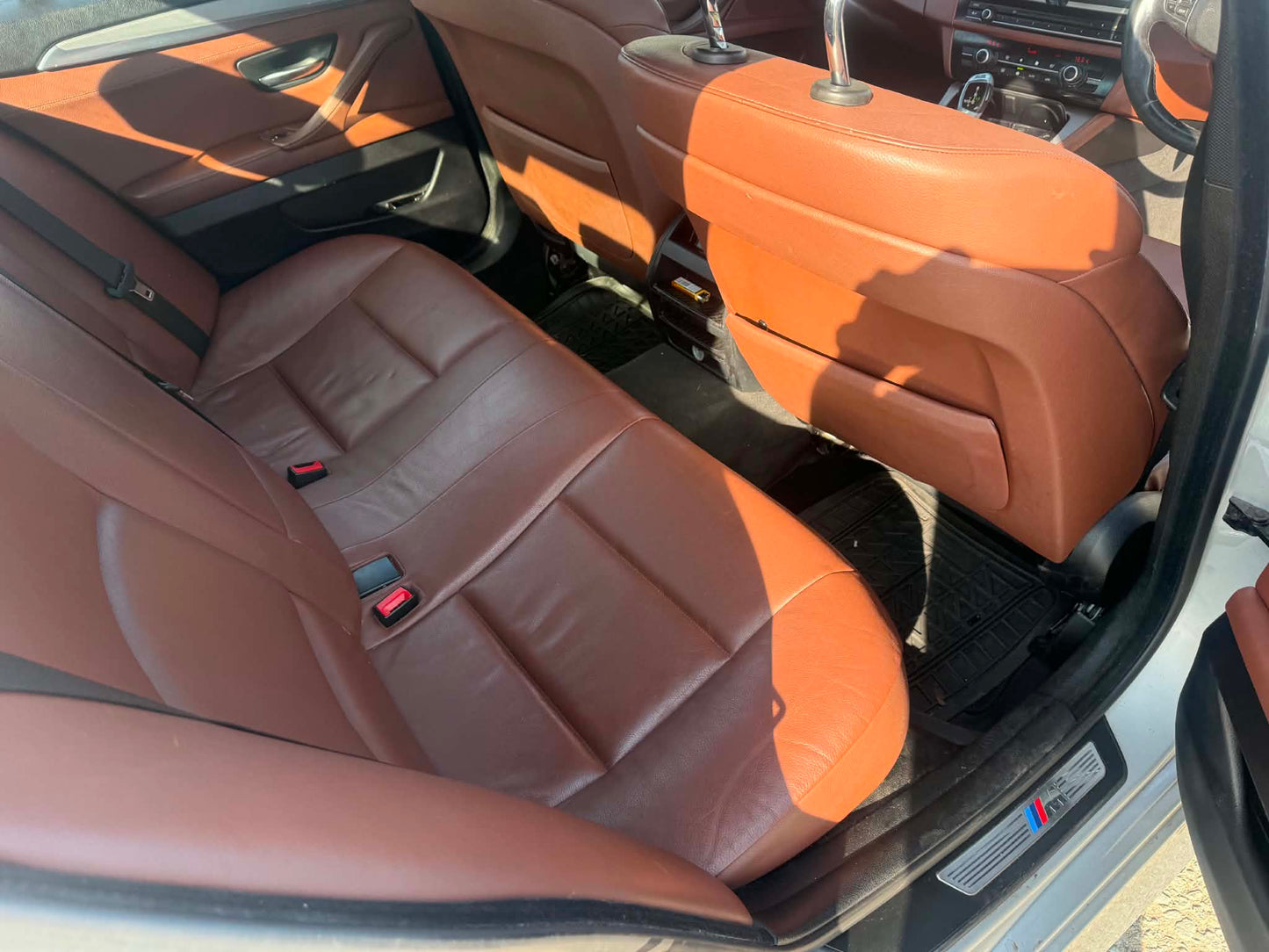 2010-BMW 5 SERIES