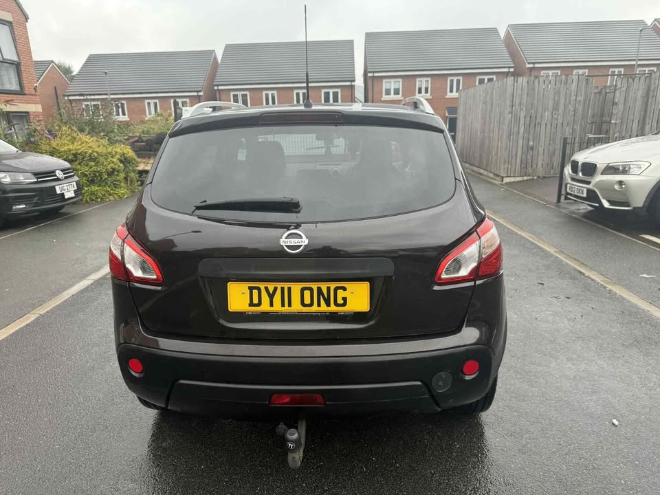 2011 - NISSAN QASHQAI