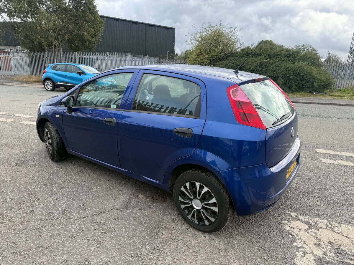 2009-FIAT PUNTO