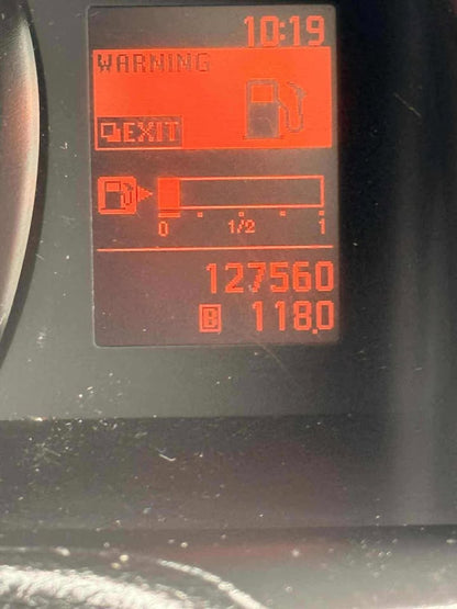 2011 - NISSAN NV200