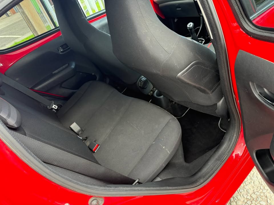 2015 PEUGEOT 108