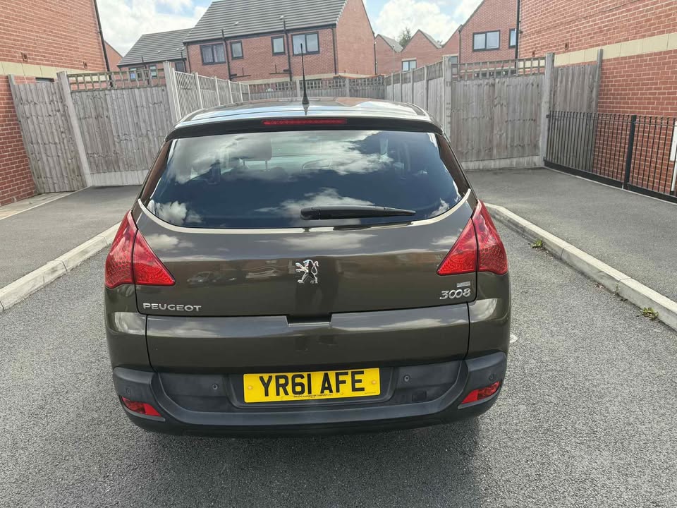 2011 - PEUGEOT 3008 SPORT