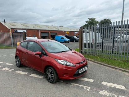 2010- FORD FIESTA