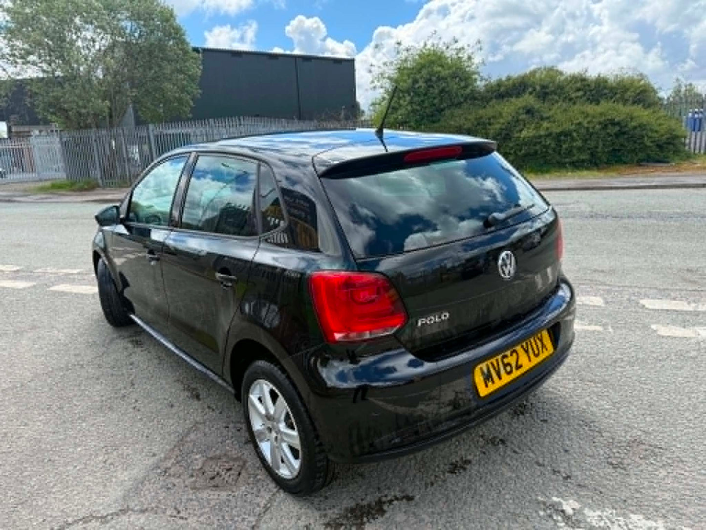 2013- VW POLO