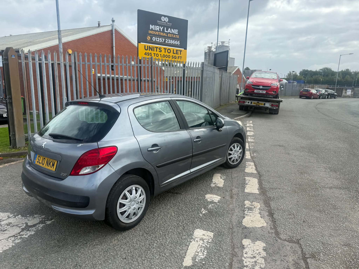 2010-PEUGEOT 207