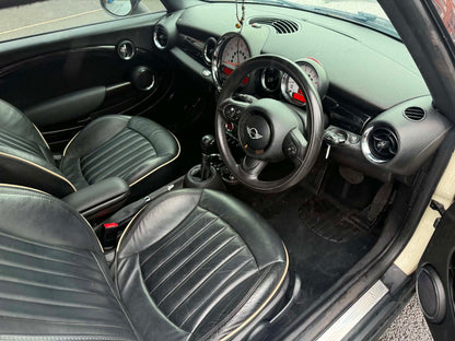 2013-MINI ONE AUTOMATIC