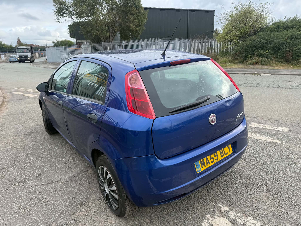 2009-FIAT PUNTO