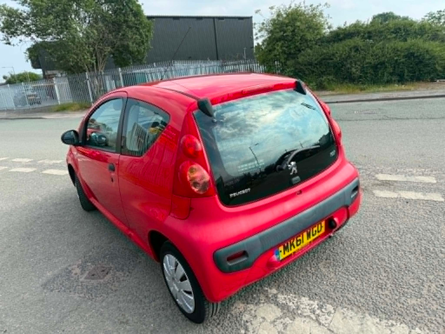 2011-PEUGEOT 107