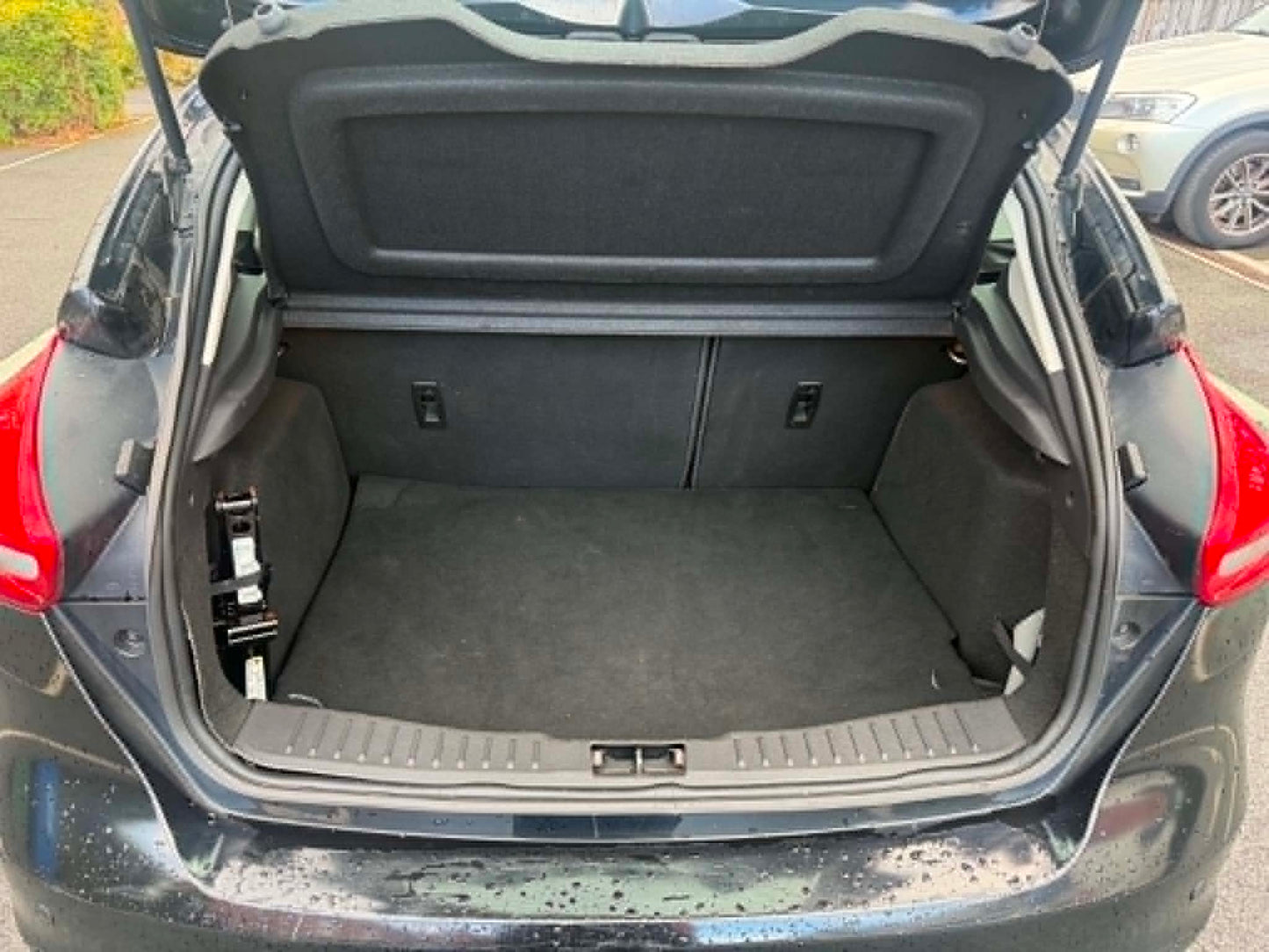 2015- FORD FOCUS