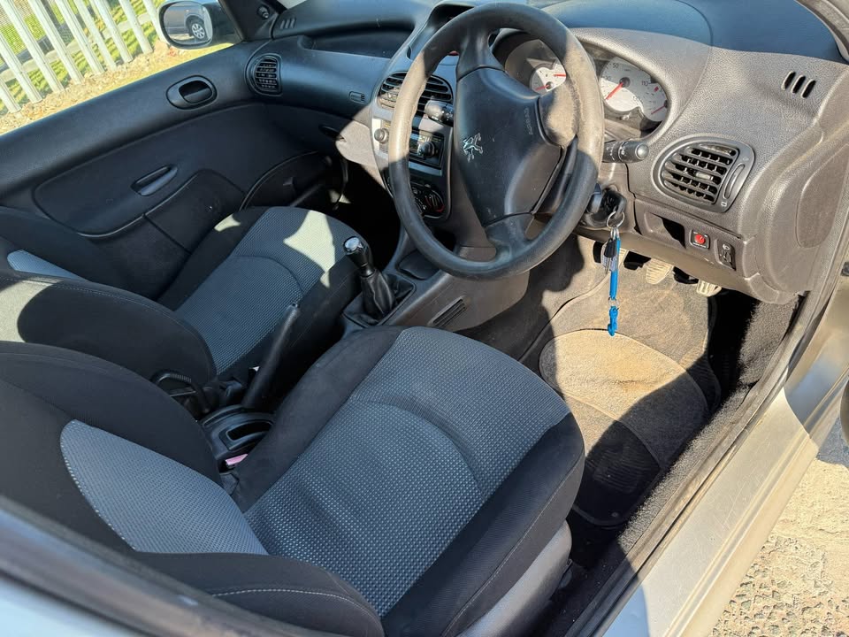 2005 - PEUGEOT 206 SW