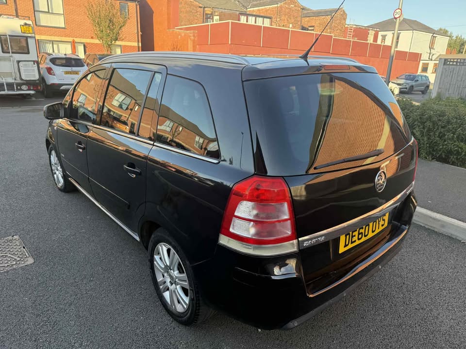 2010 - VAUXHALL ZAFIRA