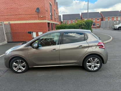 2014-PEUGEOT 208