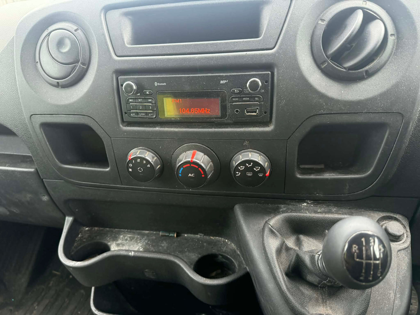 2013 RENAULT MASTER VAN