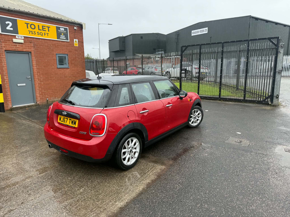 2017-MINI ONE