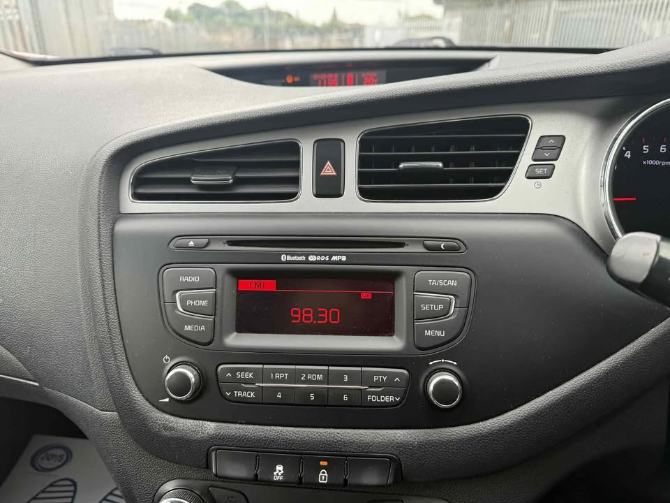 2014 - KIA CEED