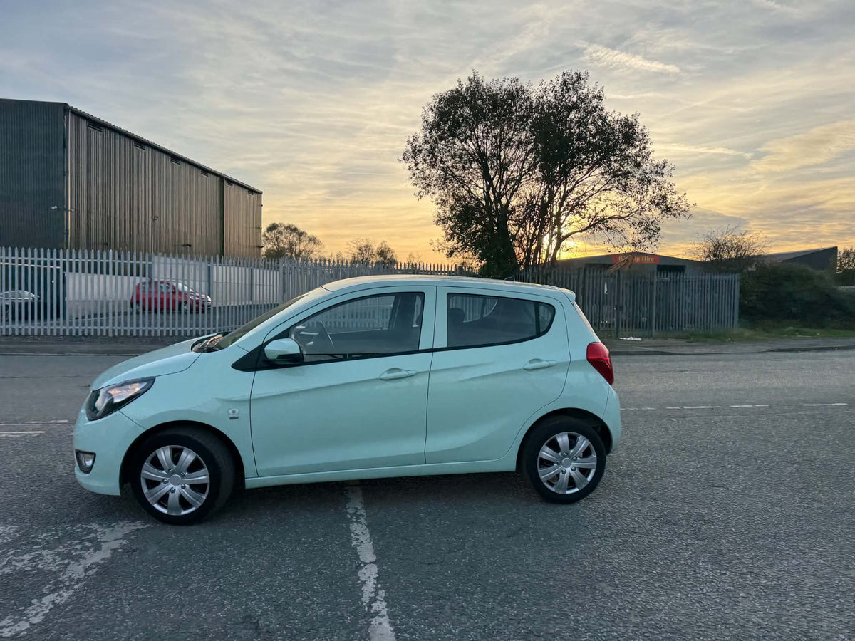 2016-VAUXHALL VIVA