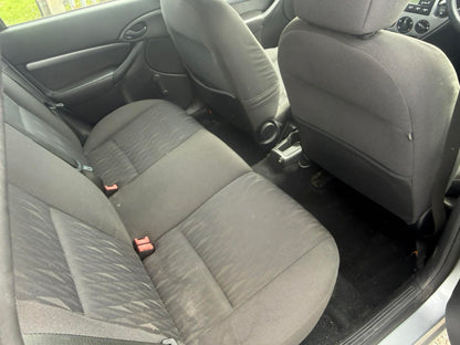 2004- FORD FOCUS