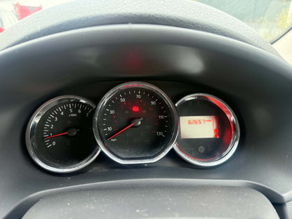 2015-DACIA SANDERO