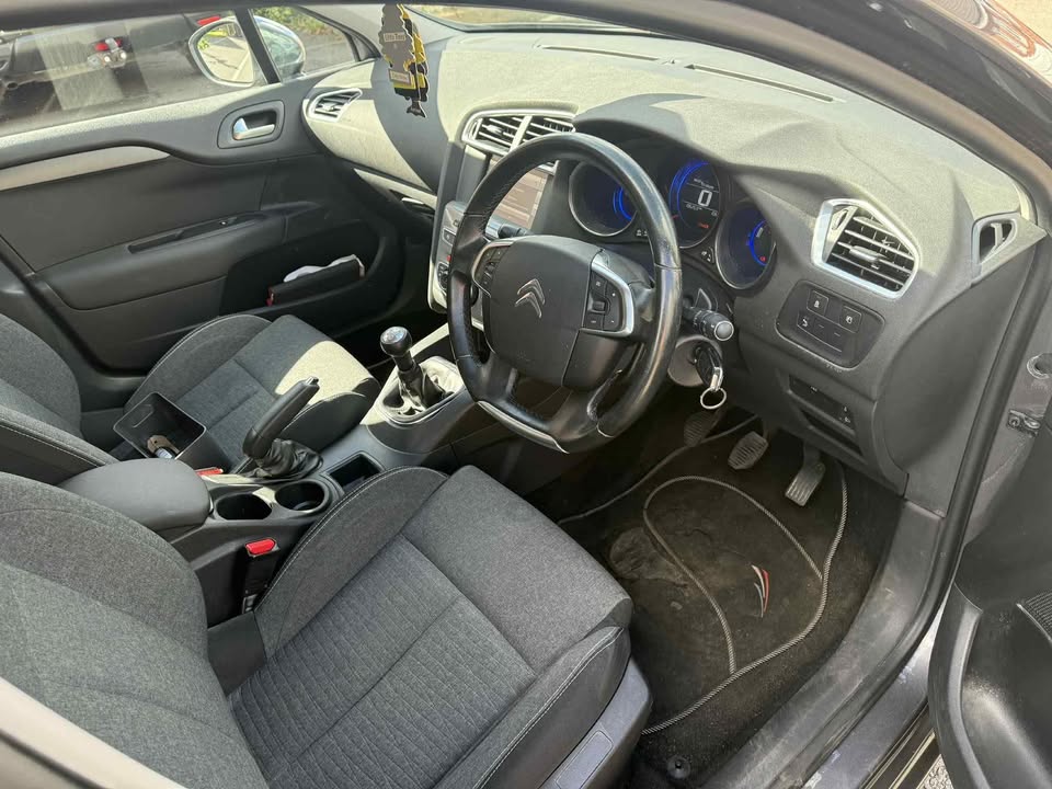 2015 - CITROEN C4