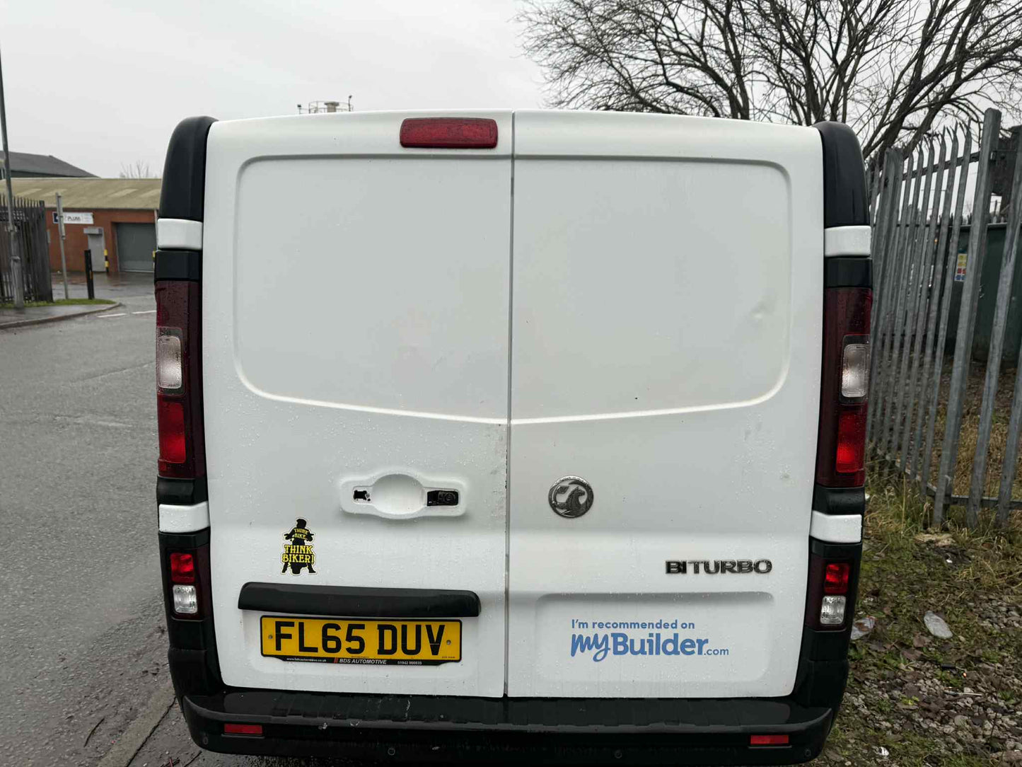 2015 - VAUXHALL VIVARO DIESEL