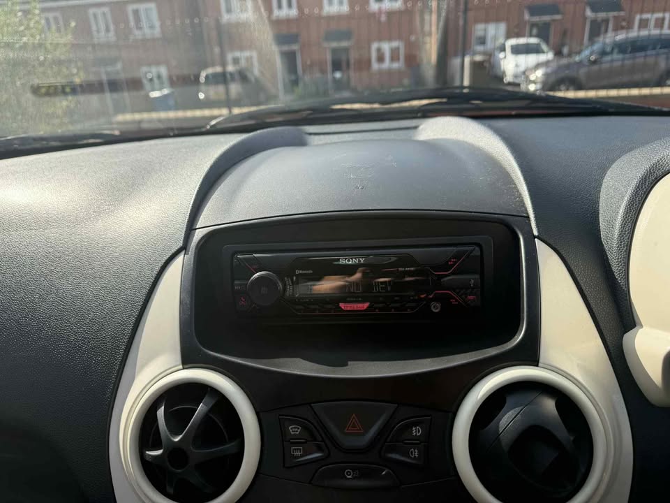 2010 - FORD KA