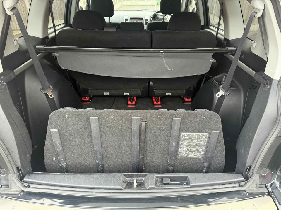 2008 - MITSUBISHI OUTLANDER